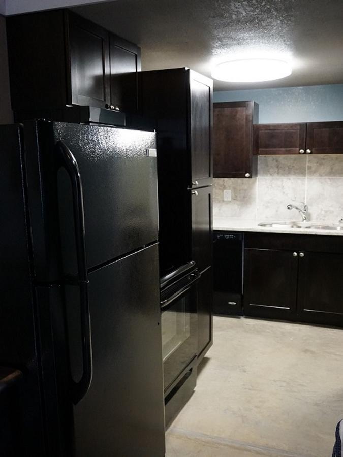 Riverfront Studio Suites マンケートー エクステリア 写真